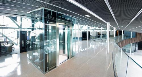 COMMERCIAL LIFTS 9