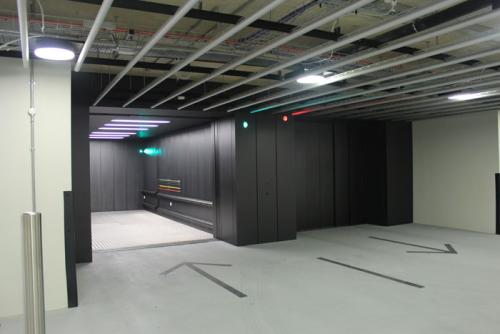 vehicle-lifts-open